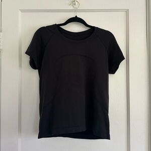 Lululemon scuba tee